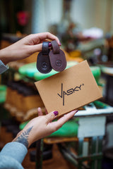 Obal na AirTag Dark Brown