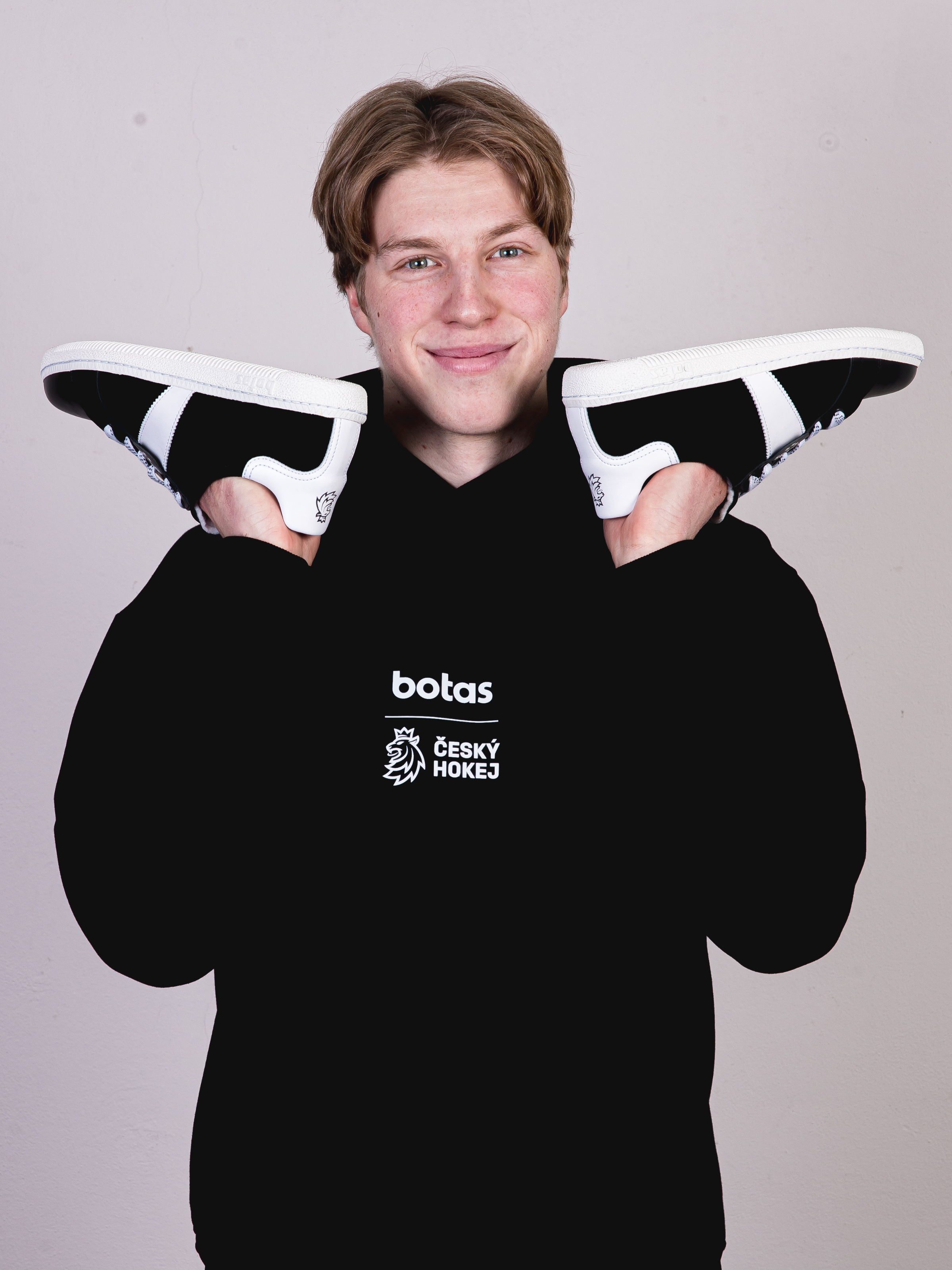 Botas × Czech Hockey Black Hoodie